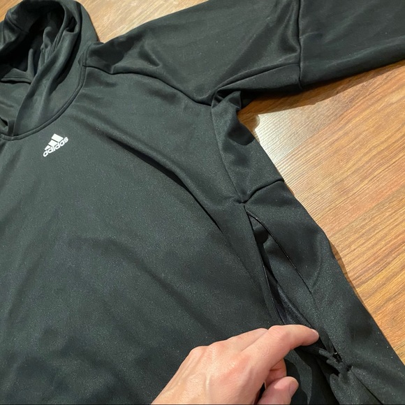 NWOT - ADIDAS MENS RUNNING HOODIE - 🔥 TOP CENTER LOGO 🔥- SZ M - Picture 3 of 9